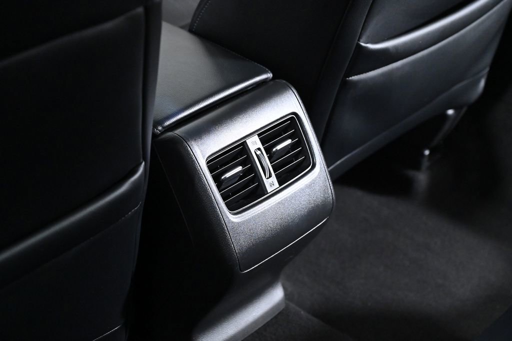 Used 2018 Honda Accord EX-L image 25