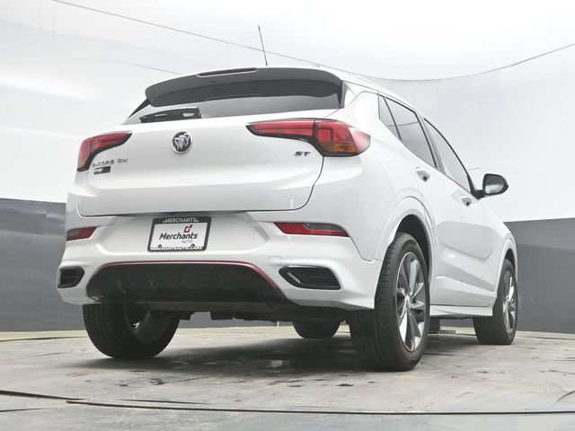 Used 2022 Buick Encore GX Preferred w/ Sport Touring Package FWD image 28