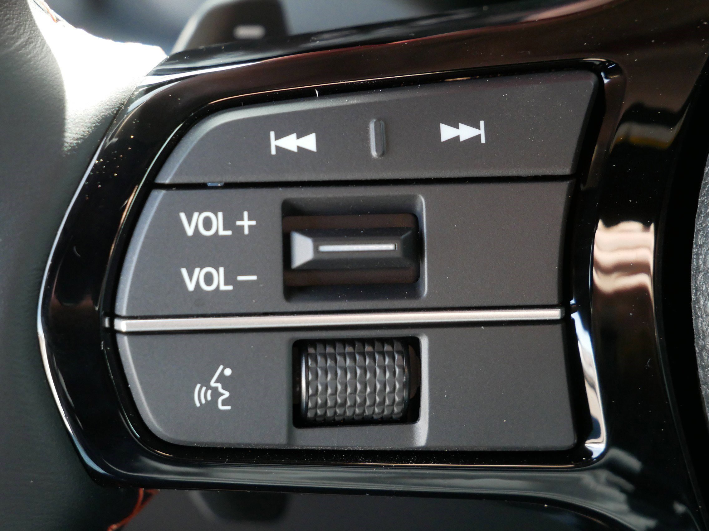 New 2026 Honda Pilot Sport image 16
