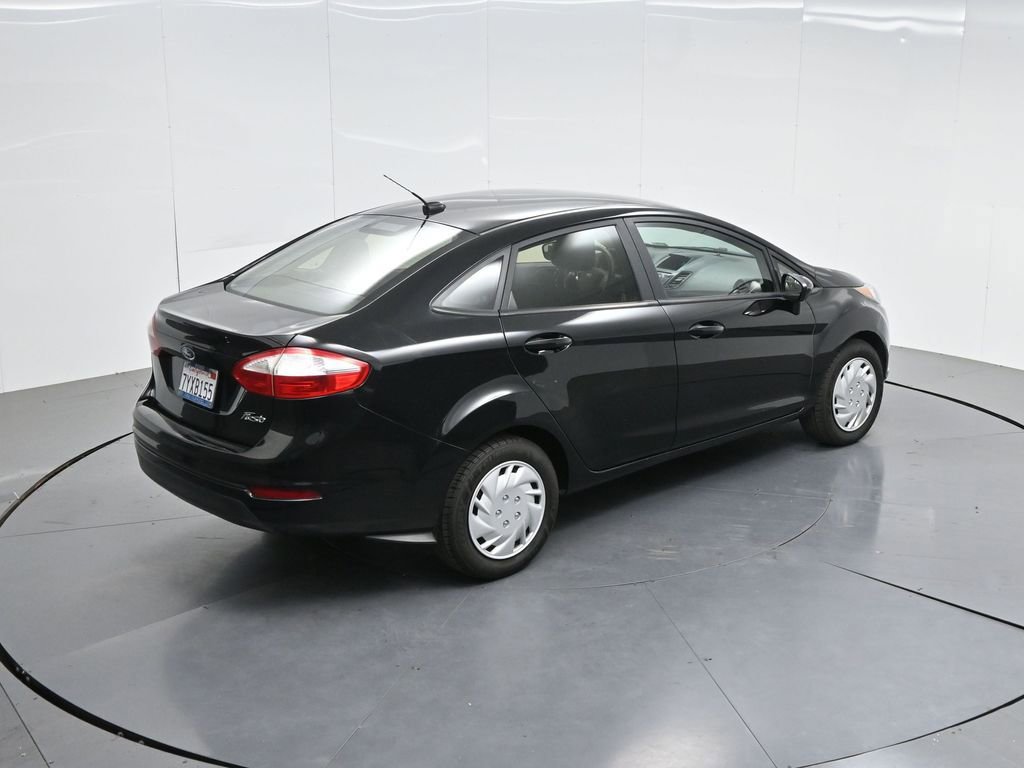 Used 2017 Ford Fiesta S image 40