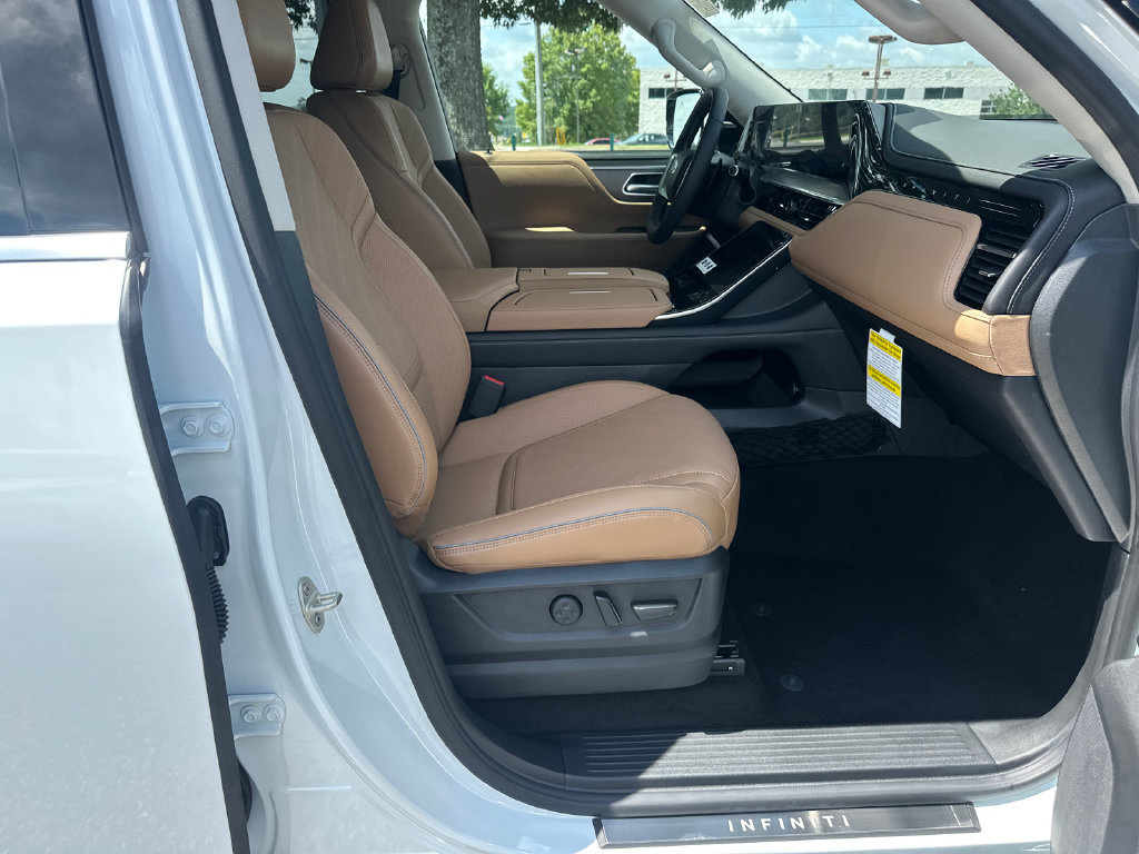 New 2027 INFINITI QX80 Luxe w/ Cargo Package RWD image 11