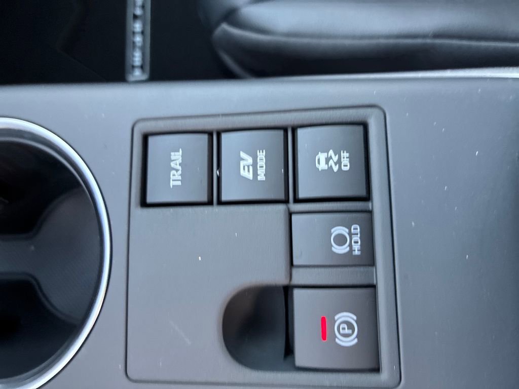 New 2026 Toyota Highlander XLE image 40