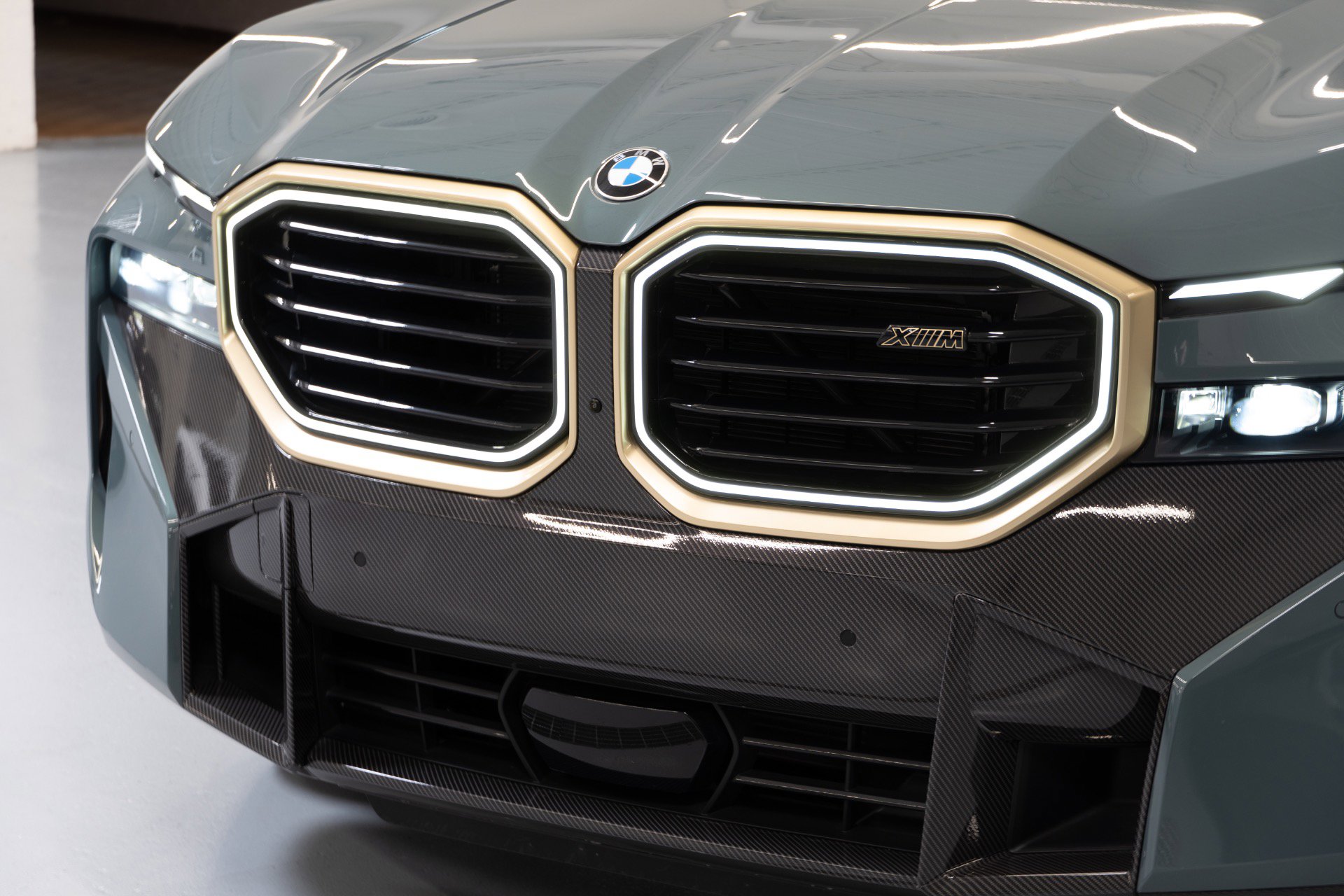 Used 2023 BMW XM image 7