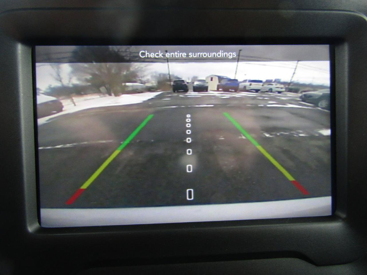 Used 2018 Jeep Renegade Latitude w/ Cold Weather Group FWD image 13