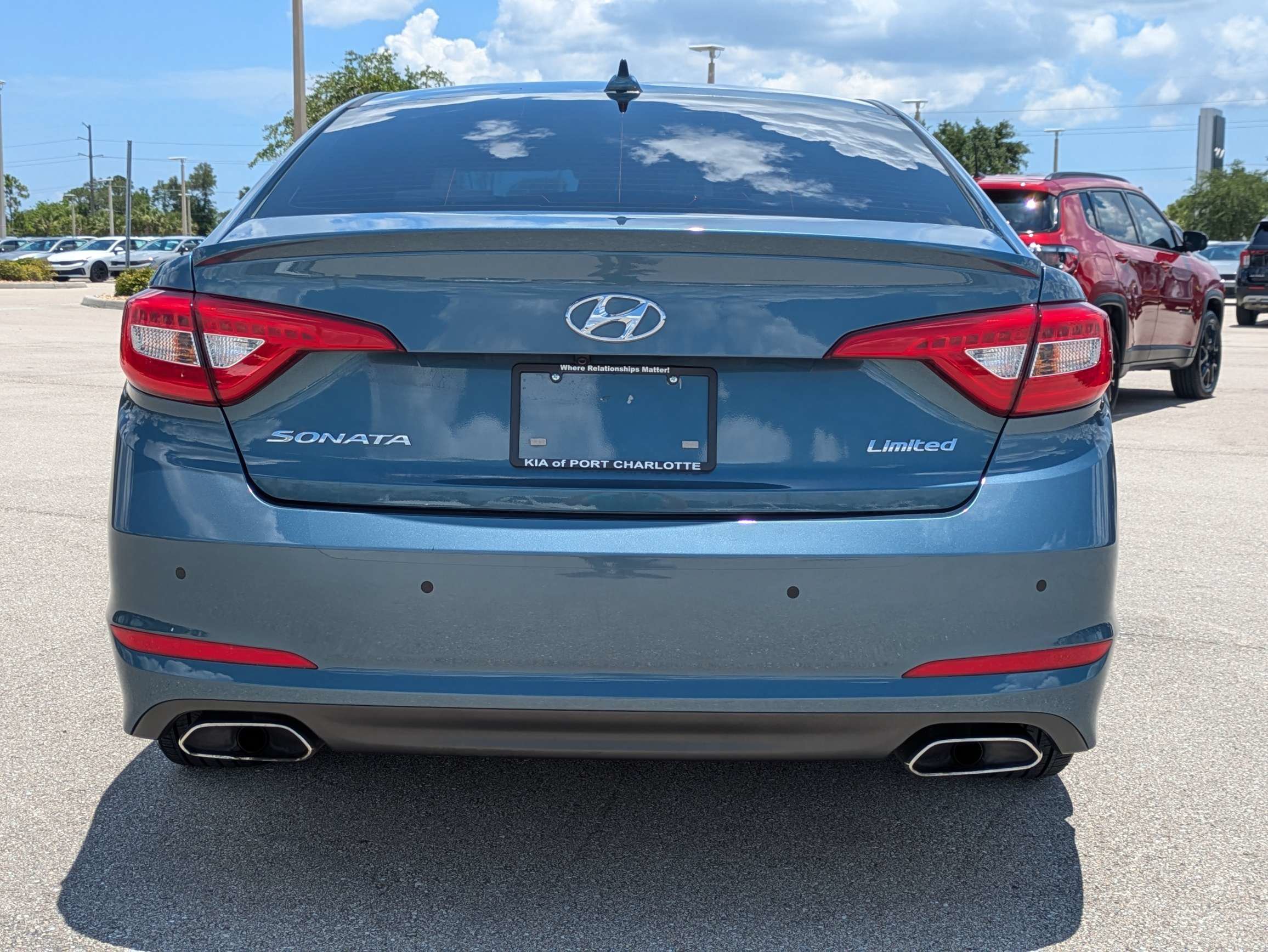 Used 2017 Hyundai Sonata Limited w/ Ultimate Package 04 FWD image 6