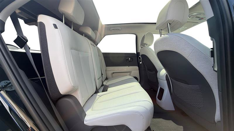 Used 2025 Hyundai Ioniq 5 Limited RWD image 18