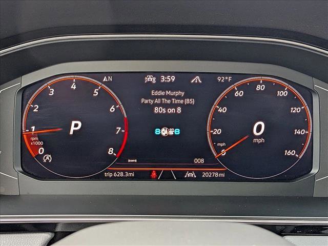 Used 2025 Volkswagen Jetta GLI Autobahn FWD image 11