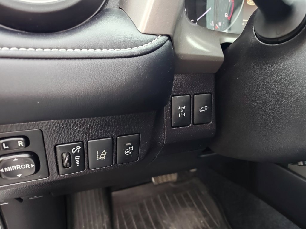 Used 2018 Toyota RAV4 Adventure w/ Cold Weather Package AWD/4WD image 8