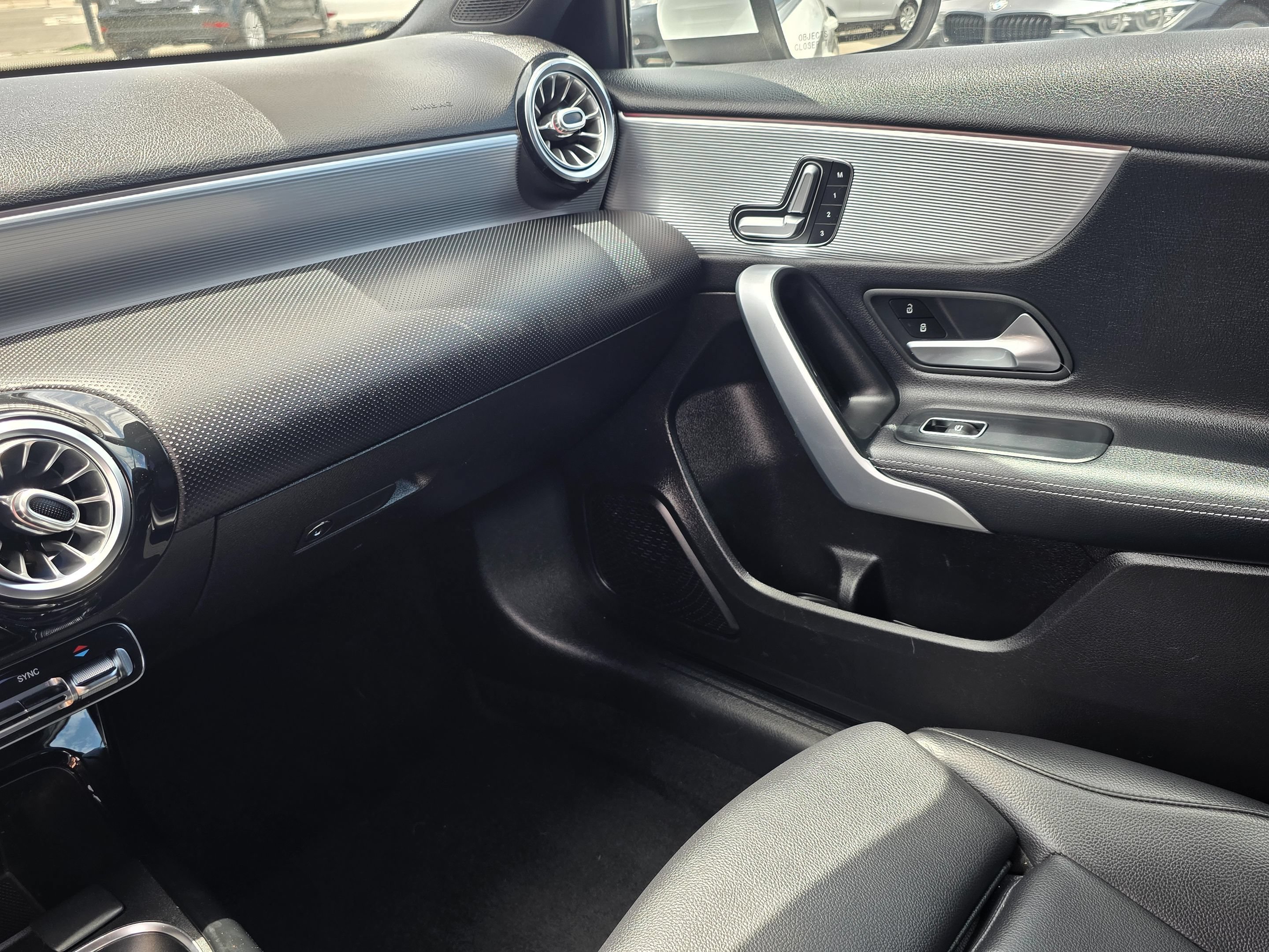 Used 2019 Mercedes-Benz A 220 w/ Parking Assistance Package image 34