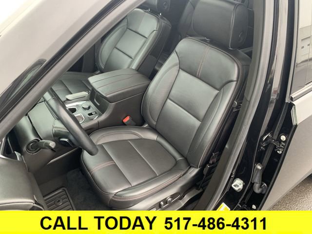 Certified 2023 Chevrolet Traverse RS image 21