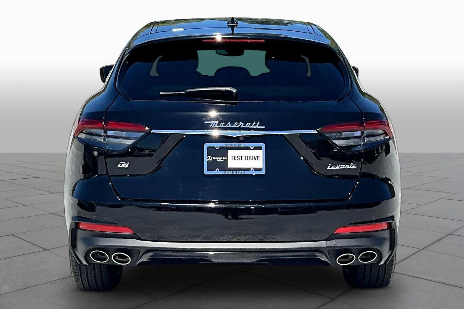 Used 2021 Maserati Levante AWD/4WD image 4