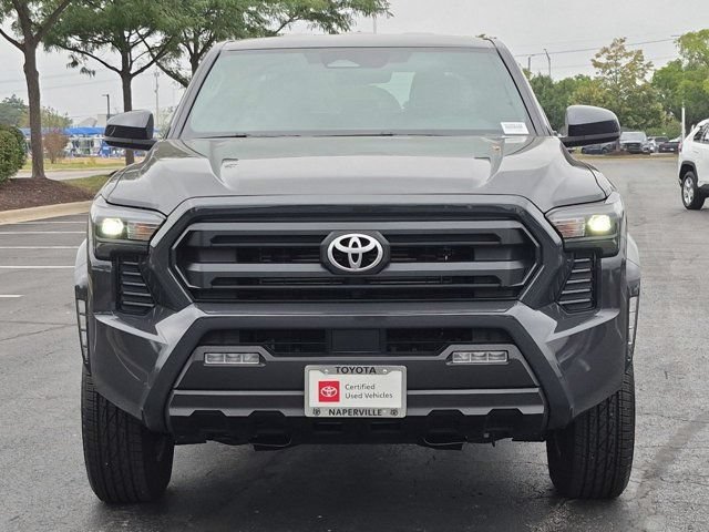 Certified 2025 Toyota Tacoma SR5 AWD/4WD image 4