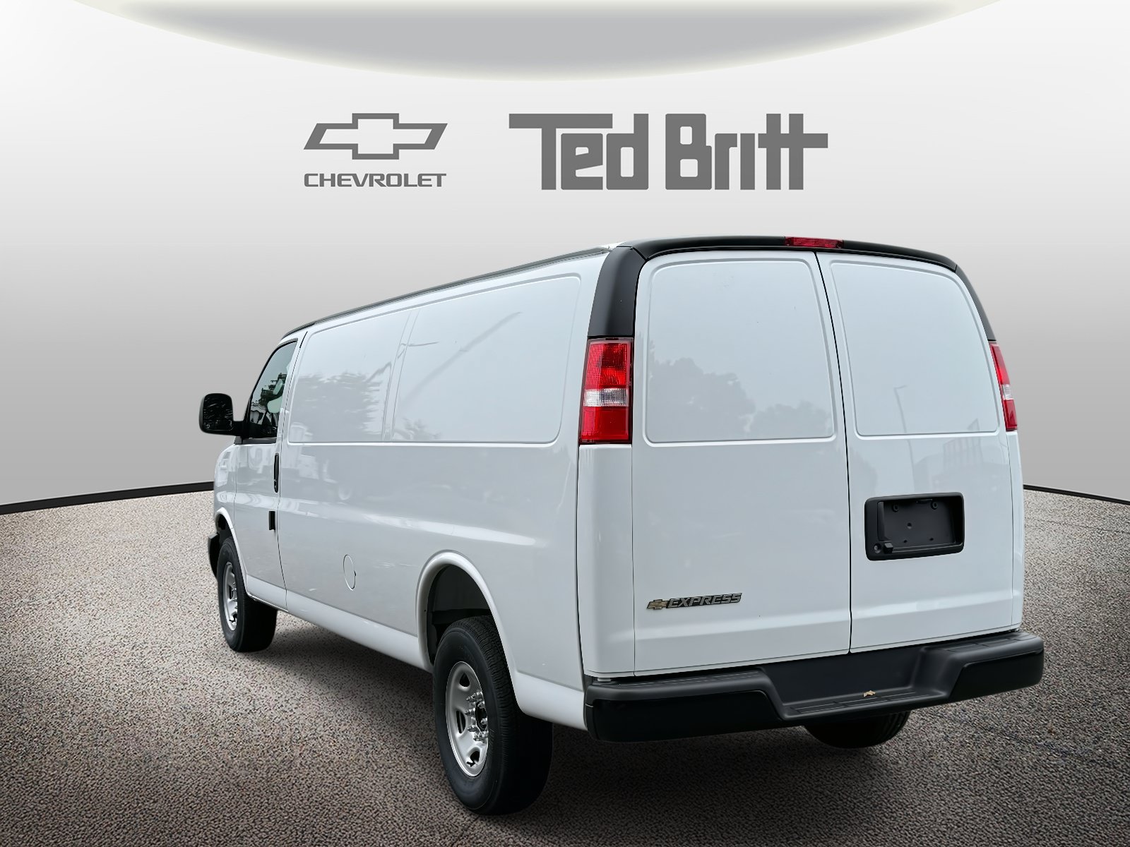 New 2025 Chevrolet Express 3500 Extended RWD image 5