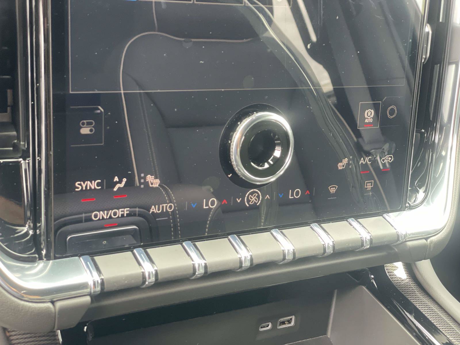 New 2026 GMC Yukon XL Elevation RWD image 15