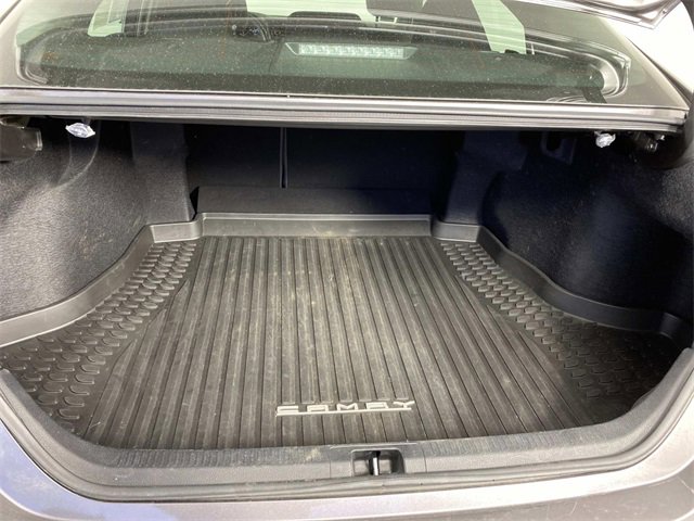 Used 2018 Toyota Camry LE image 8