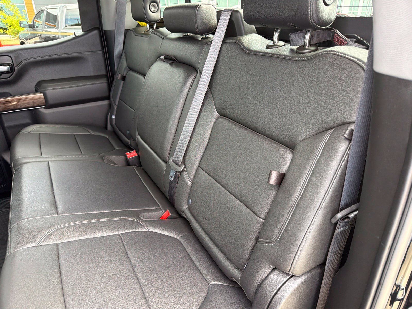 Used 2021 Chevrolet Silverado 1500 LT Trail Boss w/ Convenience Package II AWD/4WD image 19