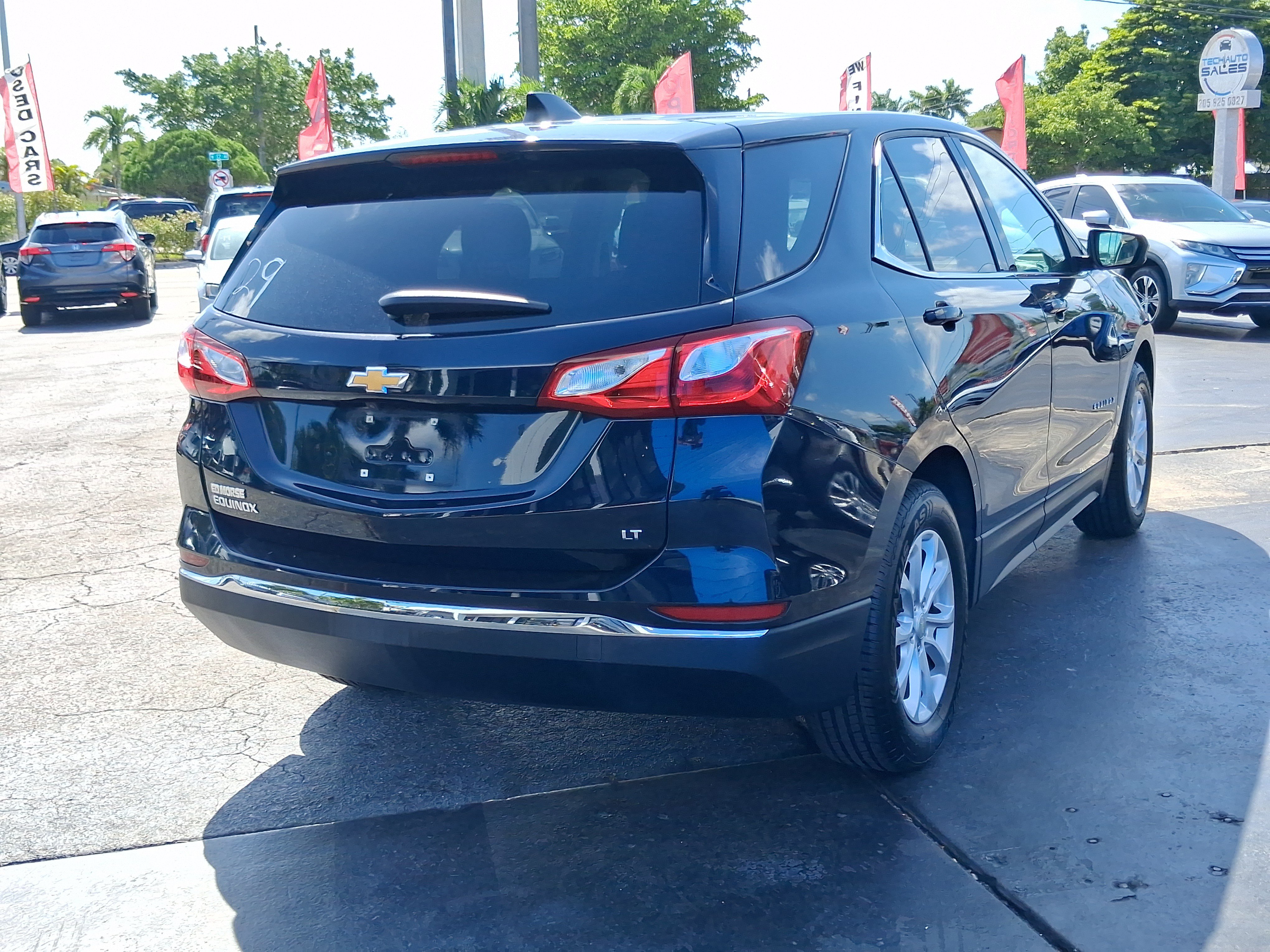 Used 2020 Chevrolet Equinox LT FWD image 6