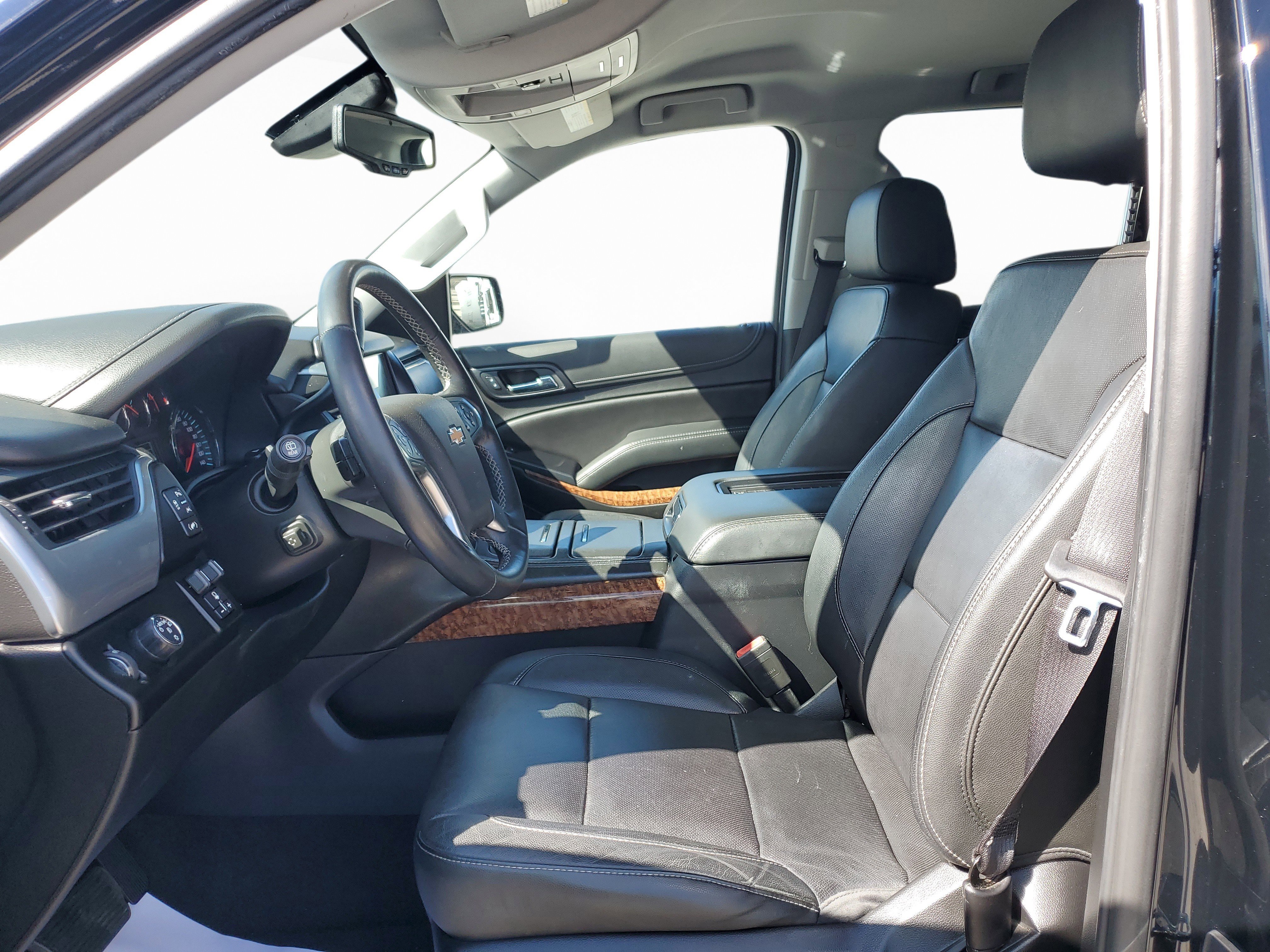 Used 2020 Chevrolet Suburban Premier w/ Max Trailering Package image 13