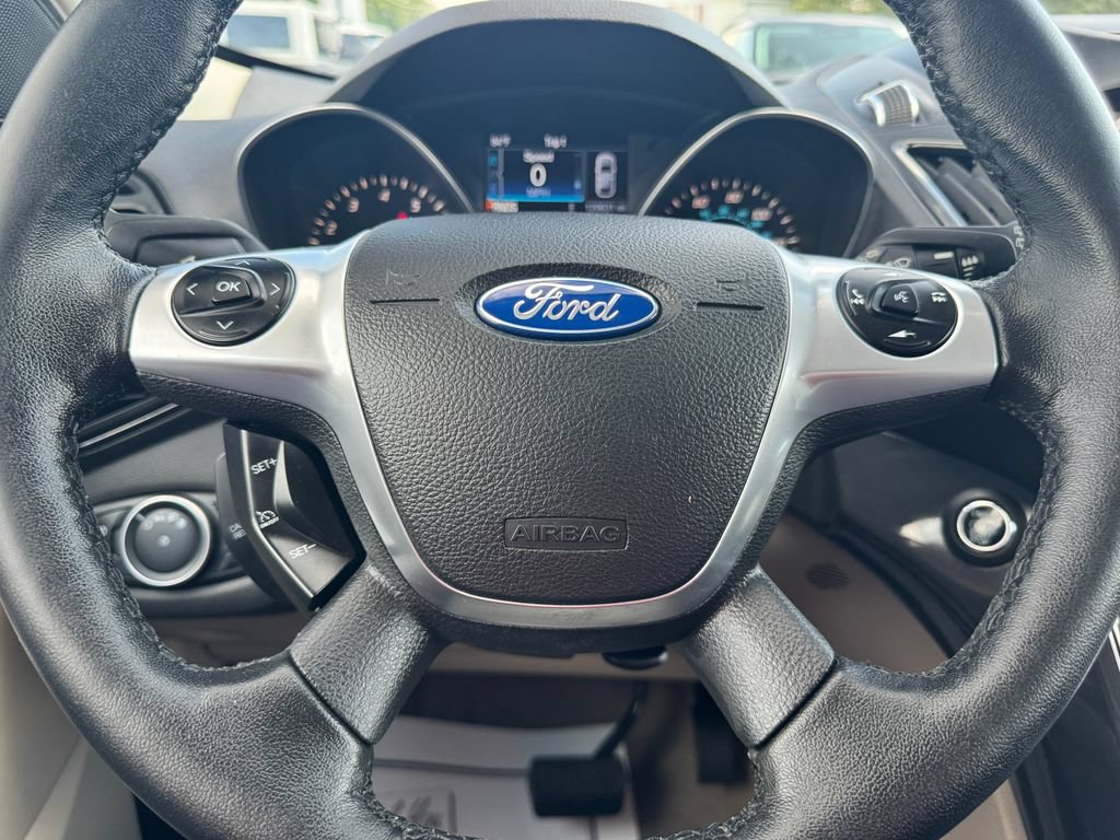 Used 2016 Ford Escape Titanium FWD image 27