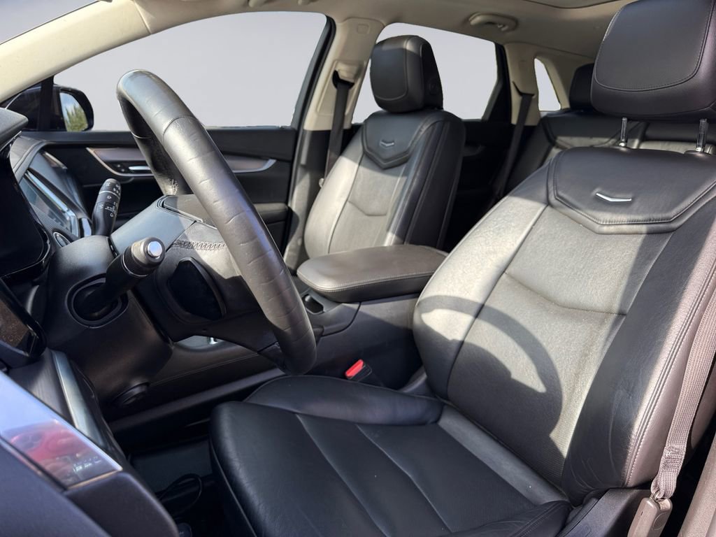 Used 2018 Cadillac XT5 Premium Luxury image 12
