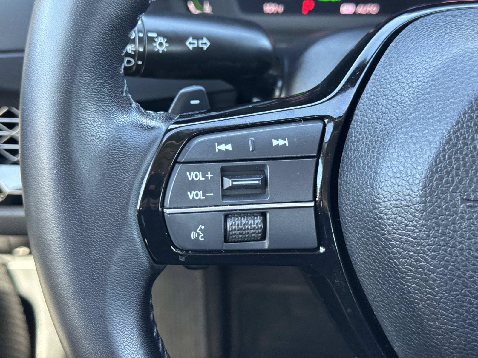 Certified 2024 Honda Accord Touring image 11