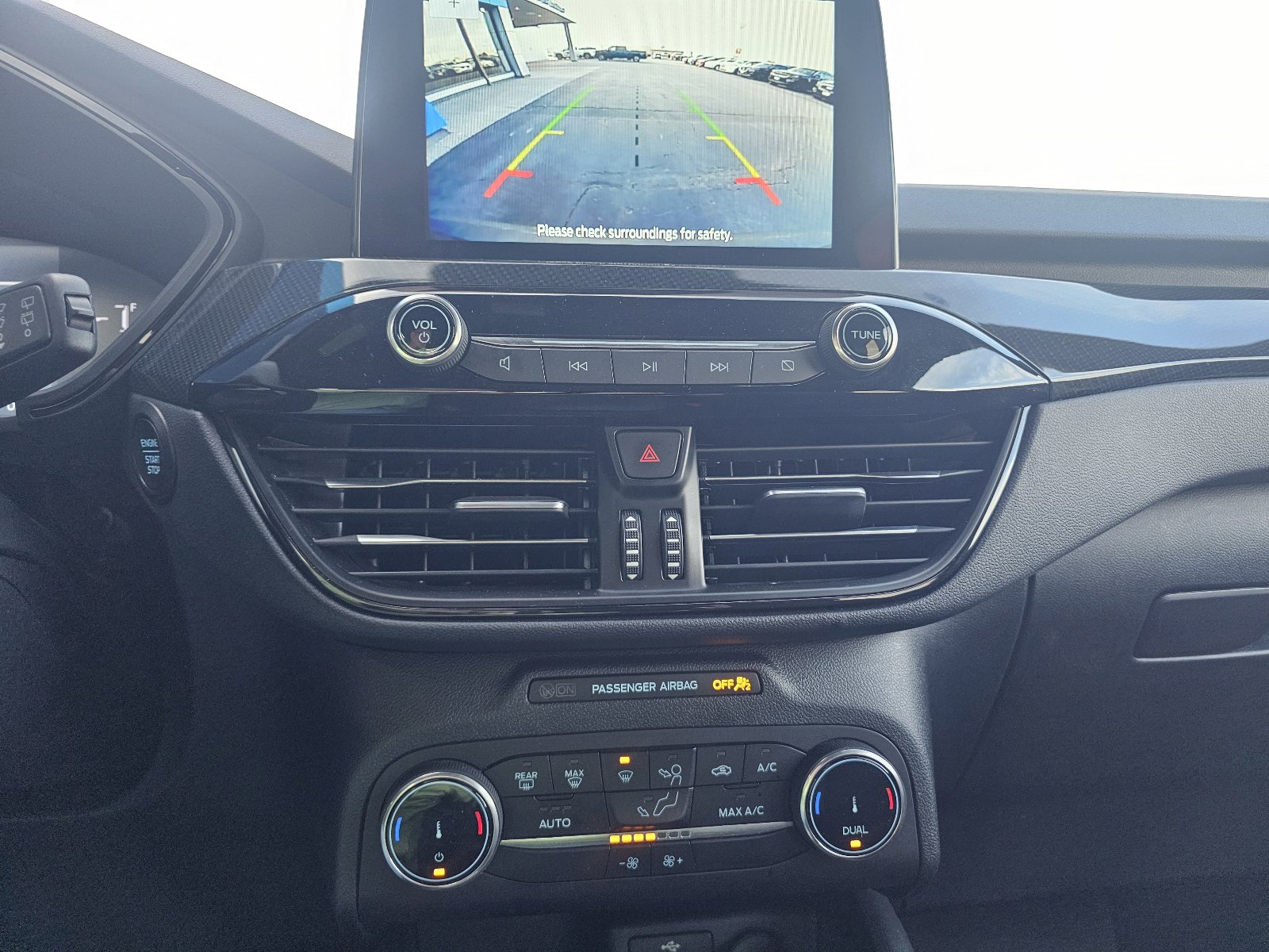 Used 2025 Ford Escape ST-Line image 15