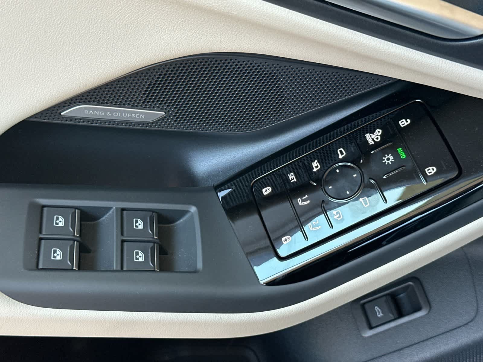 New 2027 Audi A6 e-tron Premium Plus AWD/4WD image 13