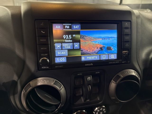 Used 2018 Jeep Wrangler Unlimited Sport S image 5