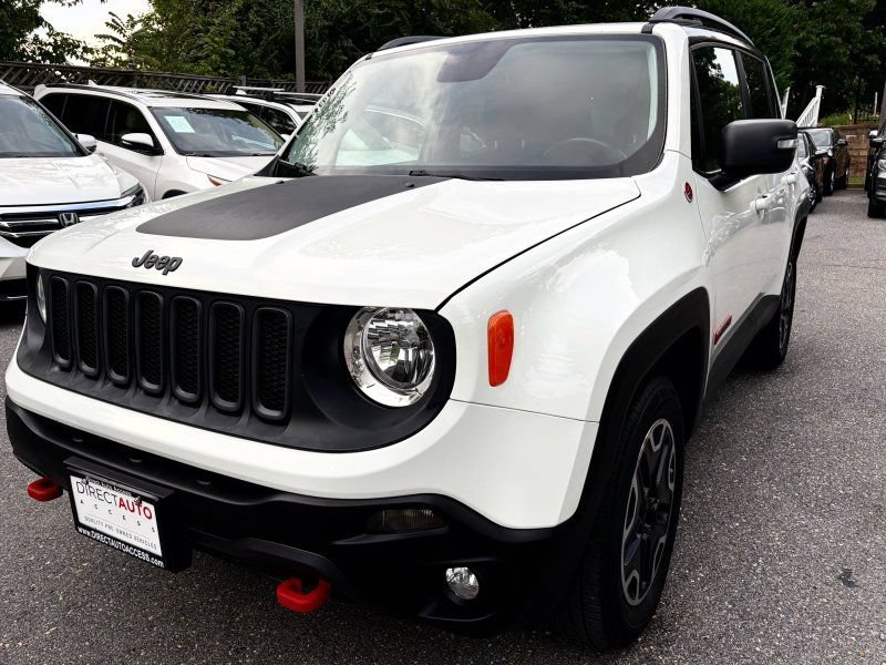 Used 2015 Jeep Renegade Trailhawk AWD/4WD image 2
