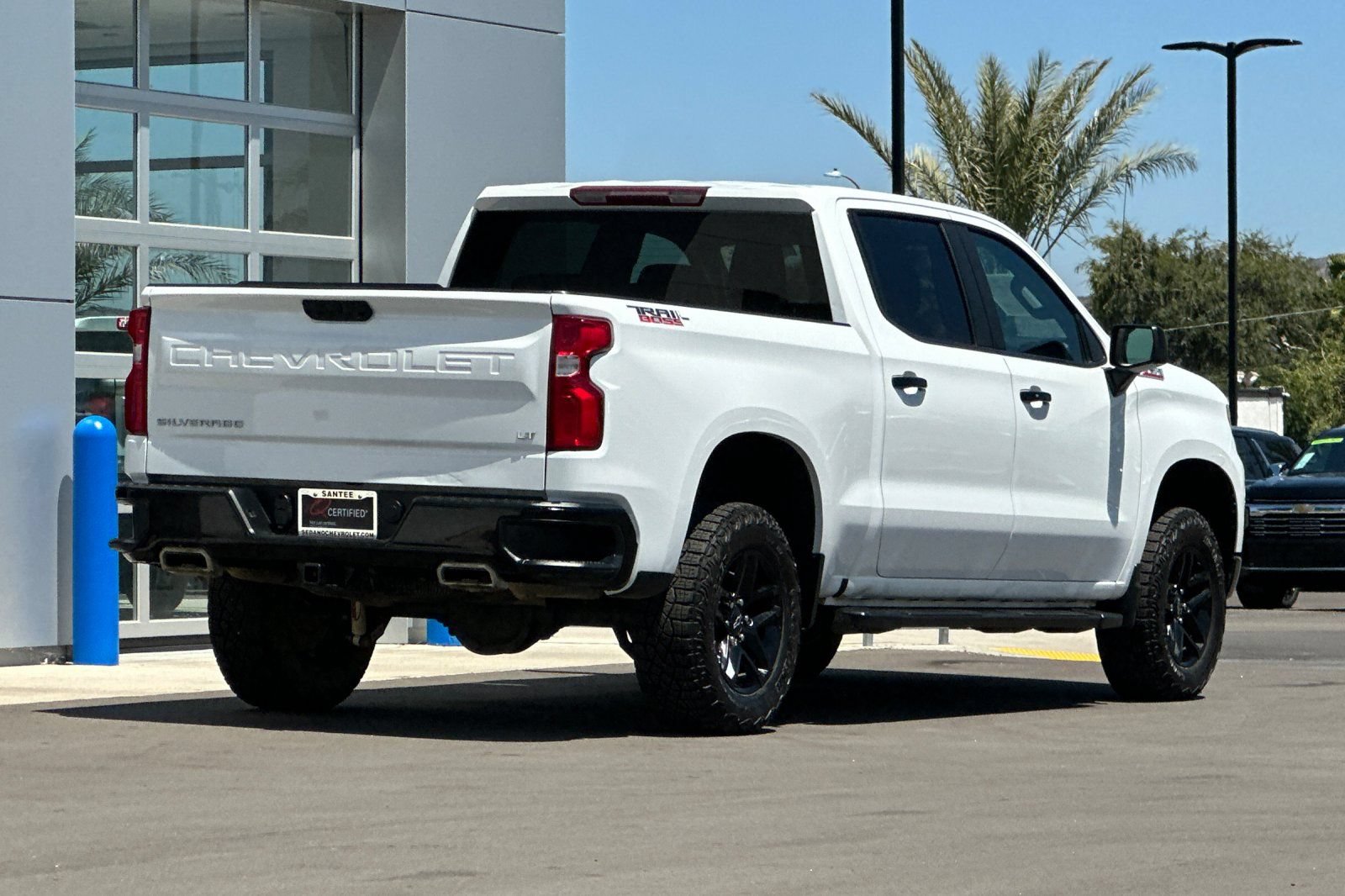 Used 2024 Chevrolet Silverado 1500 LT Trail Boss w/ Protection Package AWD/4WD image 4