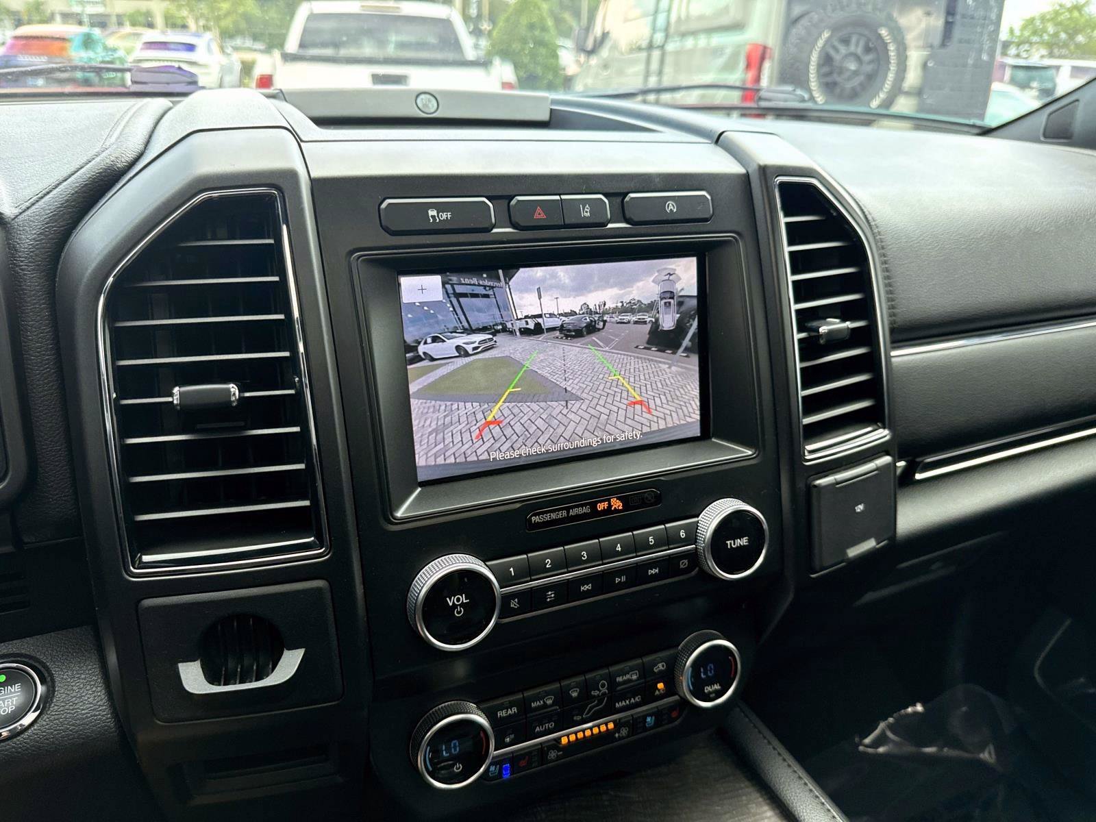 Used 2021 Ford Expedition Max Limited RWD image 26