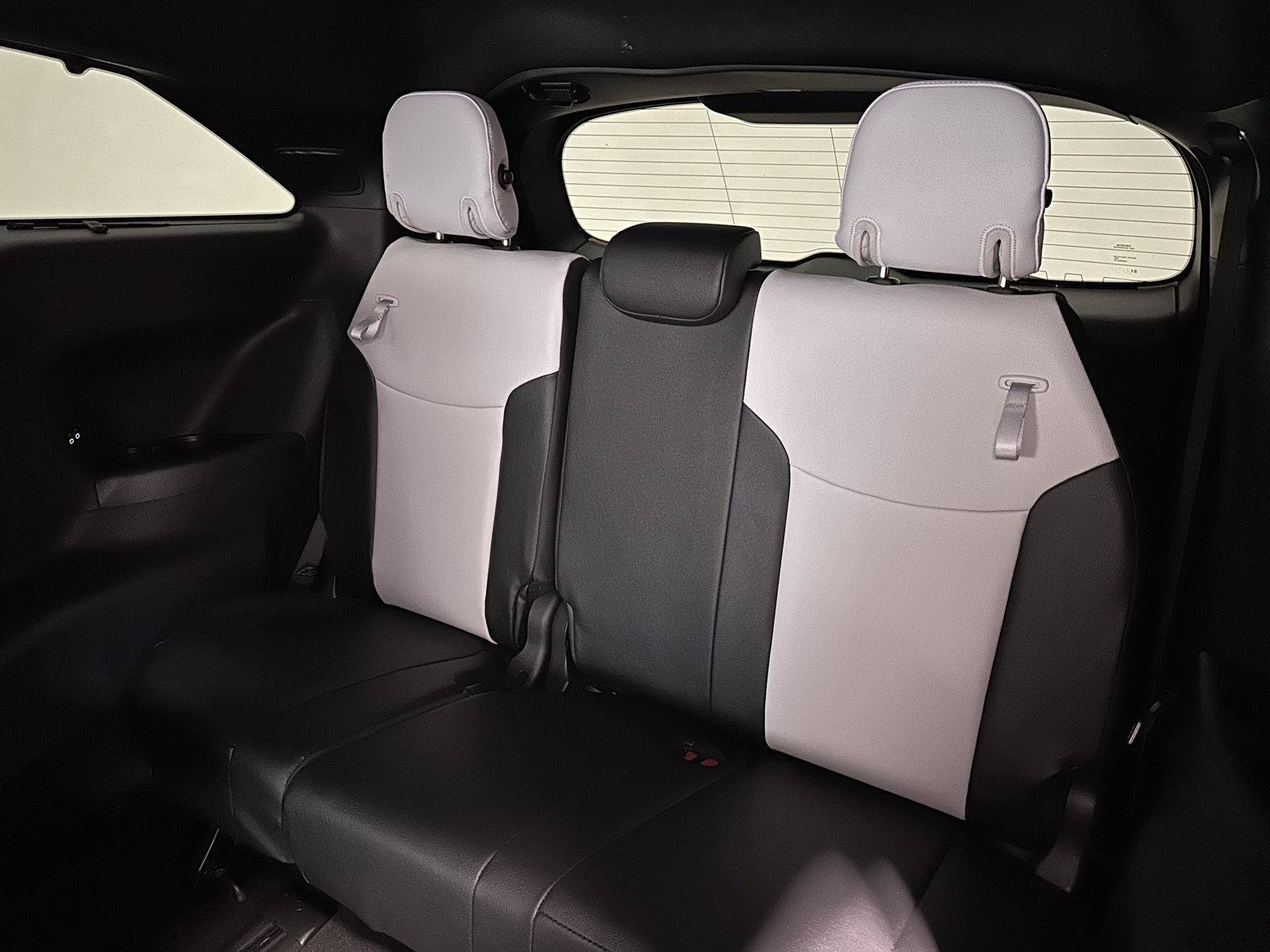 Used 2026 Toyota Sienna XSE AWD/4WD image 30