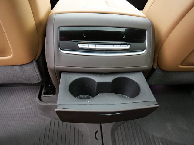Used 2025 Cadillac Escalade ESV Premium Luxury w/ LPO, Floor Liner Package AWD/4WD image 18
