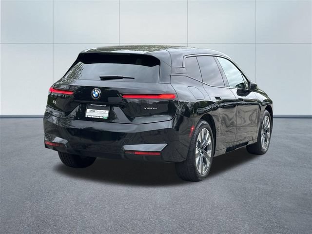 Used 2026 BMW iX xDrive60 AWD/4WD image 6