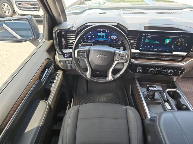 Used 2023 Chevrolet Silverado 1500 LT Trail Boss AWD/4WD image 8