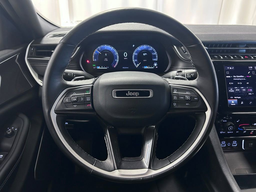Used 2022 Jeep Grand Cherokee Altitude image 9