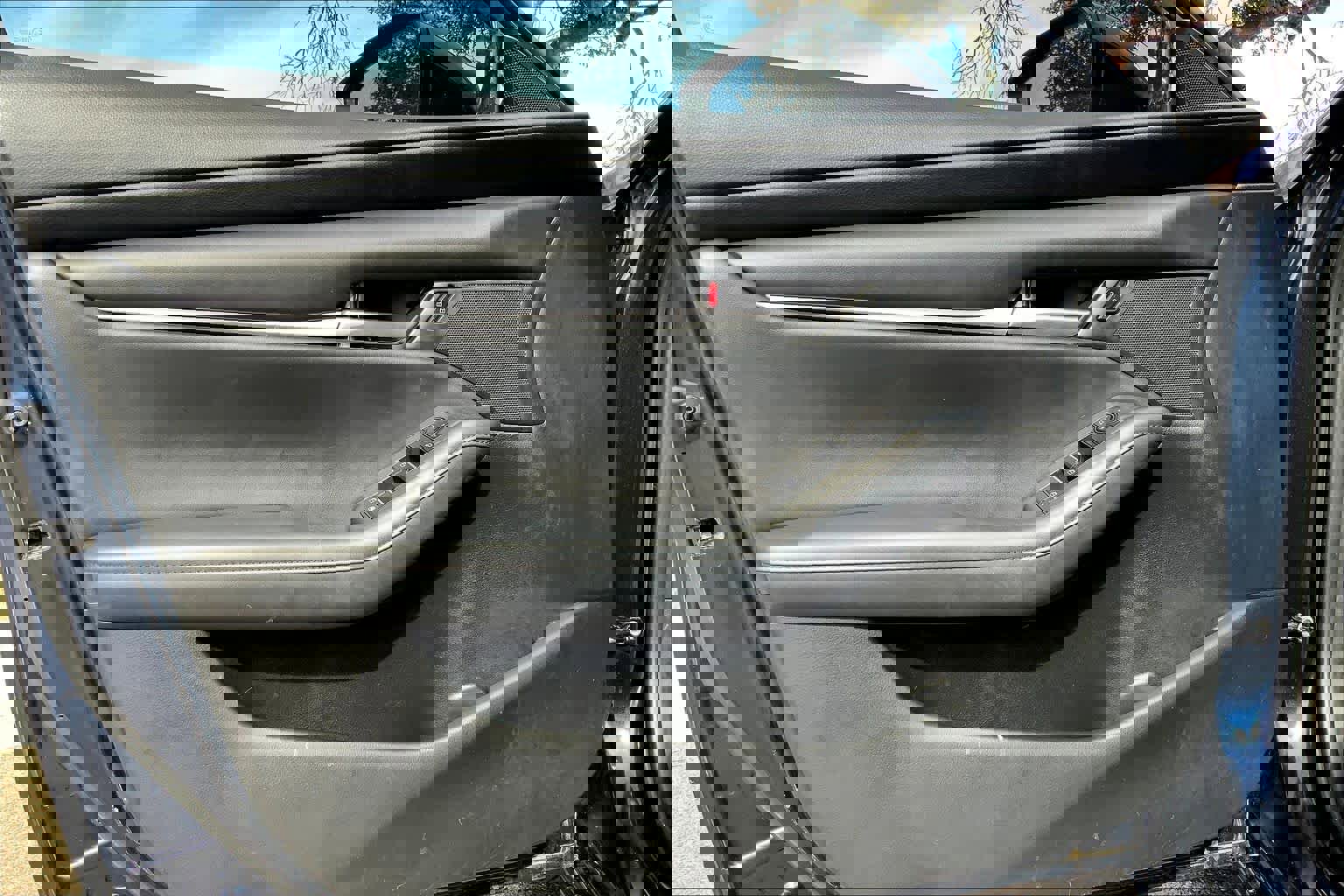 Used 2021 MAZDA MAZDA3 s image 21