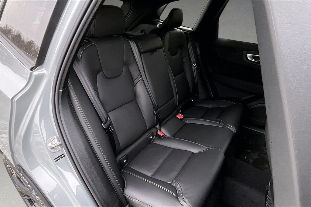 New 2026 Volvo XC60 B5 Ultra w/ Protection Package Premier AWD/4WD image 10