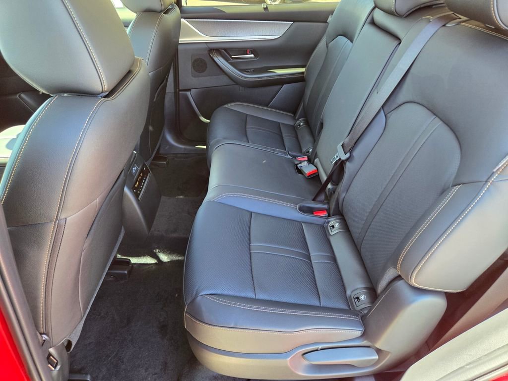 New 2026 MAZDA CX-70 3.3 Turbo w/ Preferred Package AWD/4WD image 15