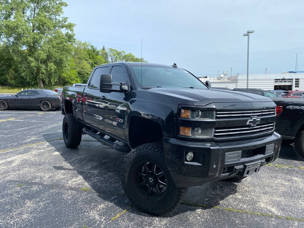 Used 2018 Chevrolet Silverado 2500 LT w/ Midnight Edition