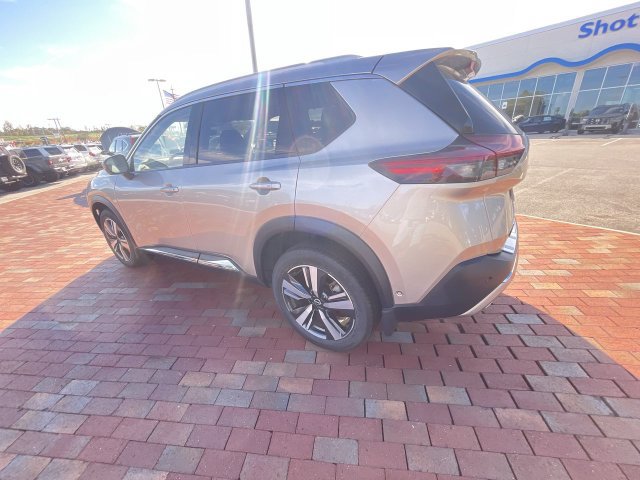 Used 2022 Nissan Rogue Platinum w/ Head-Up Display Package AWD/4WD image 30