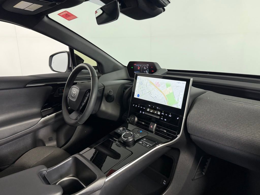 Used 2025 Toyota bZ4X AWD image 32