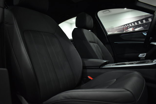 Used 2025 Audi A6 Premium Plus w/ Premium Plus Package AWD/4WD image 19