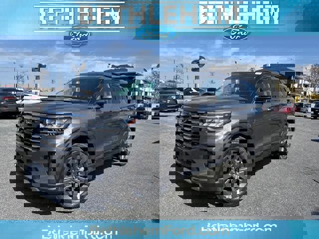 New 2026 Ford Explorer Active w/ Active Comfort Package image 1