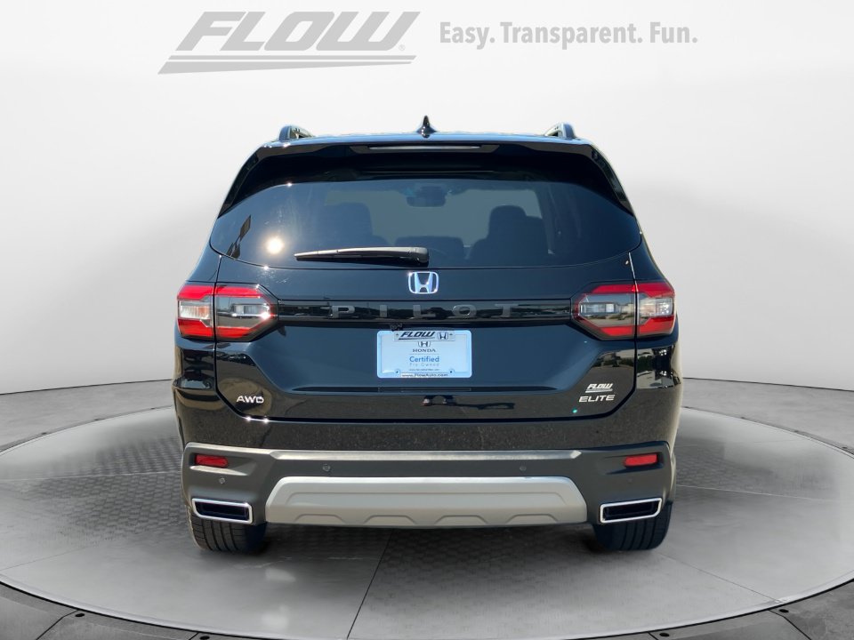 Certified 2023 Honda Pilot Elite image 8