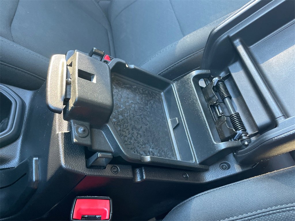 Used 2020 Jeep Wrangler Unlimited Sport S image 17