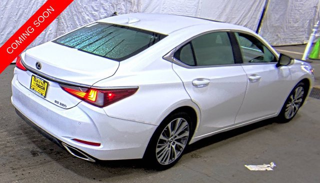 Used 2019 Lexus ES 350 w/ Premium Package FWD image 3