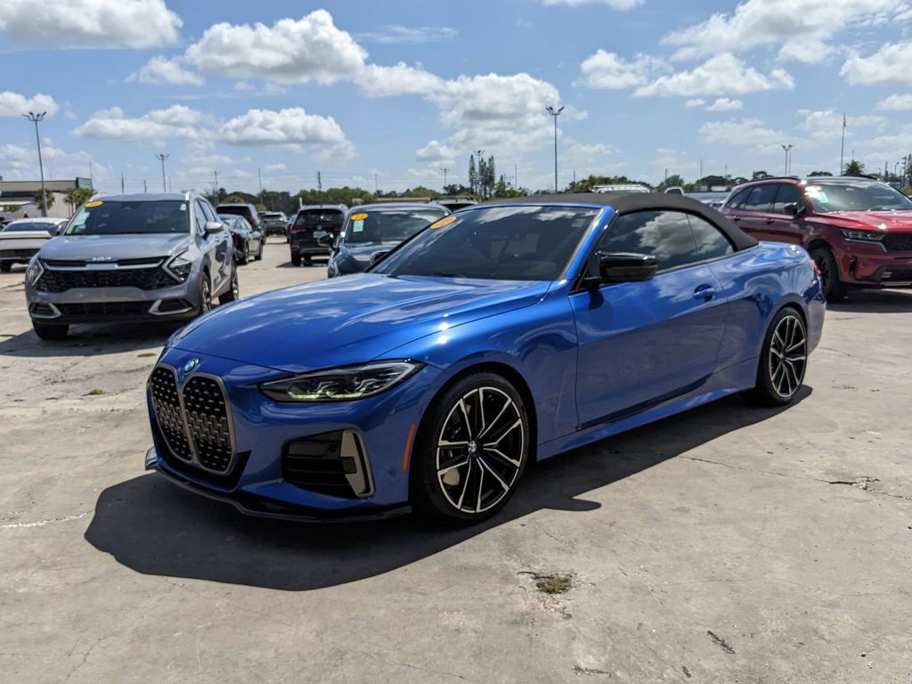 Used 2022 BMW M440i Convertible w/ Premium Package image 4