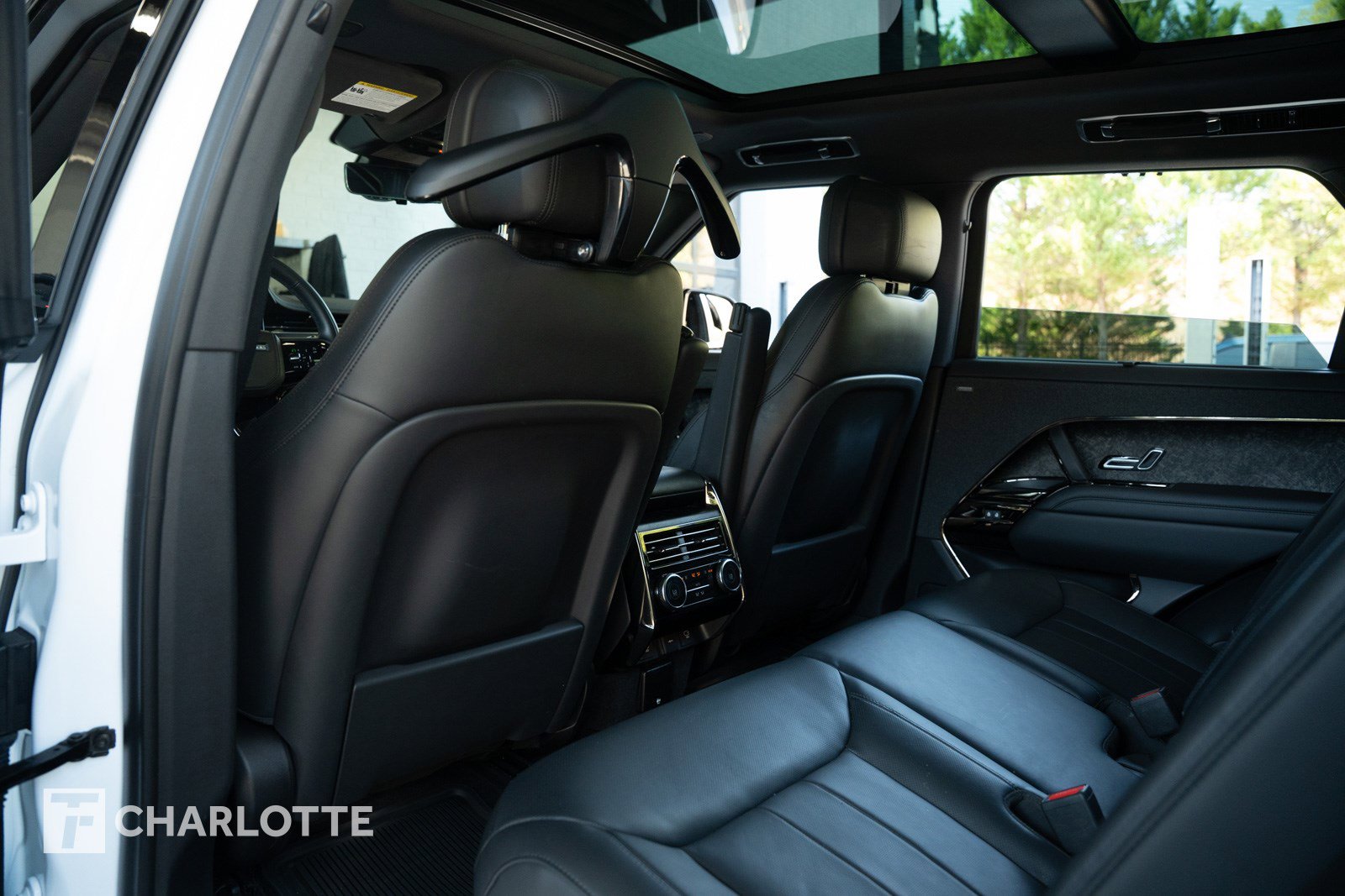 Used 2024 Land Rover Range Rover Sport Dynamic SE image 28