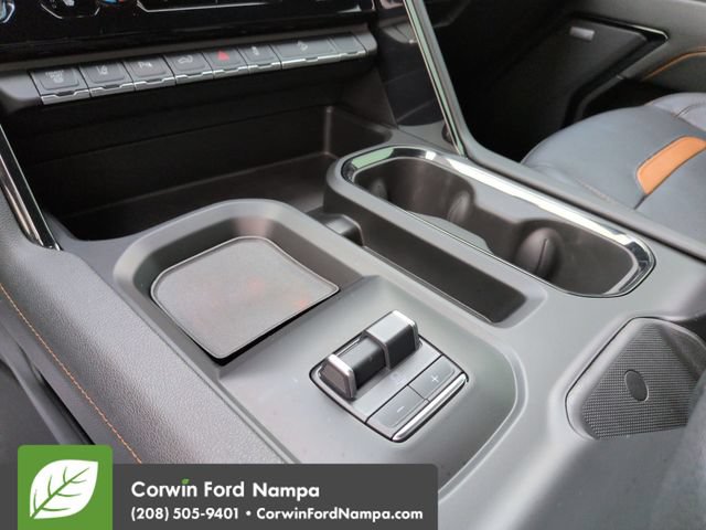 Used 2024 GMC Sierra 3500 AT4 w/ AT4 Premium Plus Package AWD/4WD image 18